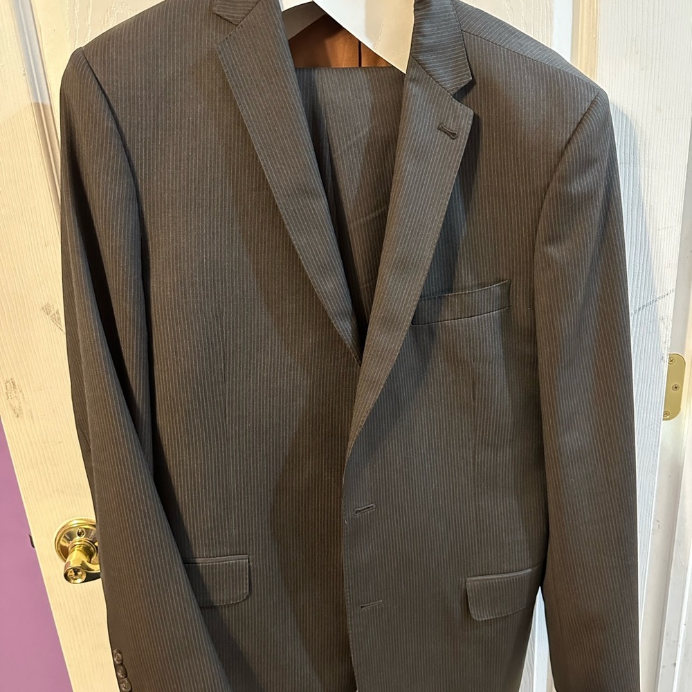 JOS A BANK Suit